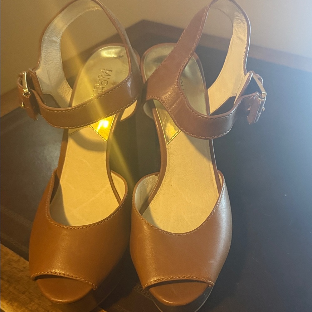 Michael Michael Kors Tan Leather Women's Sandals Size 8 1/2
